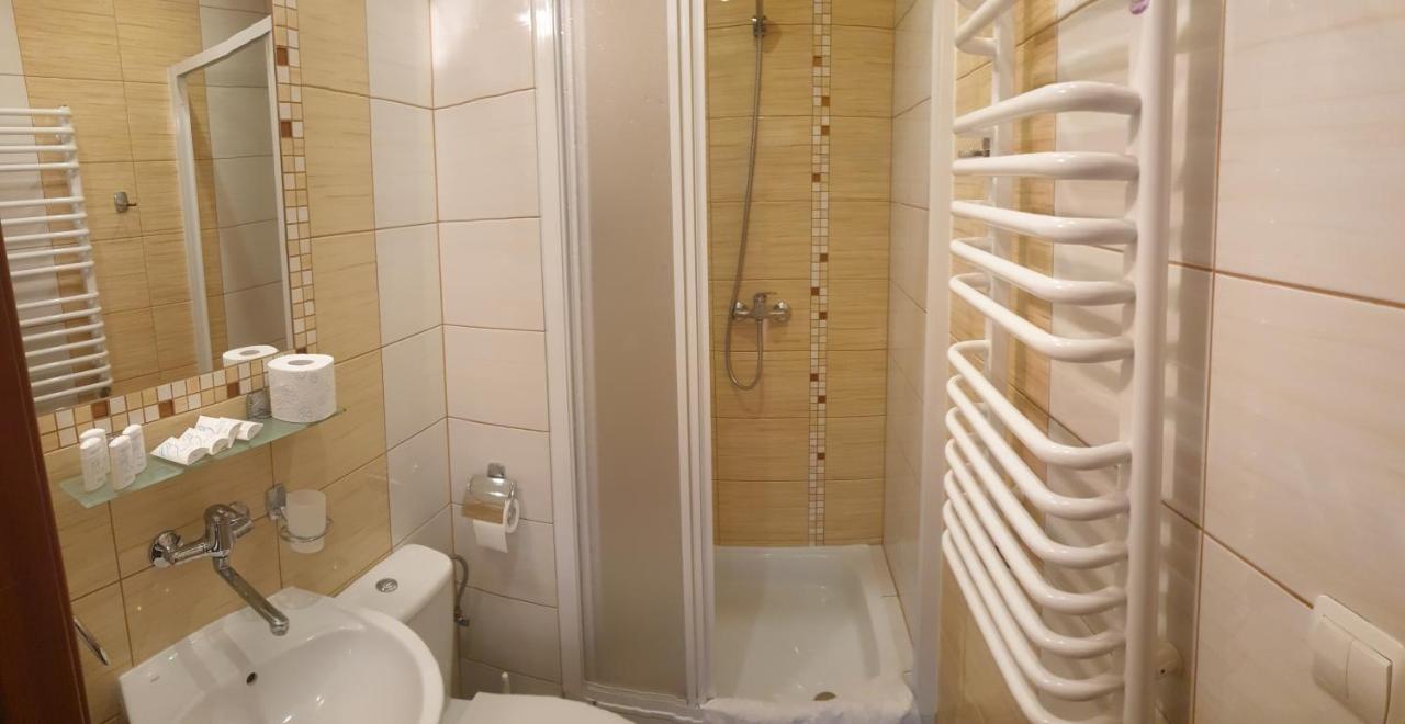 Hotel Ow Sorrento à Bystrzyca Kłodzka Extérieur photo