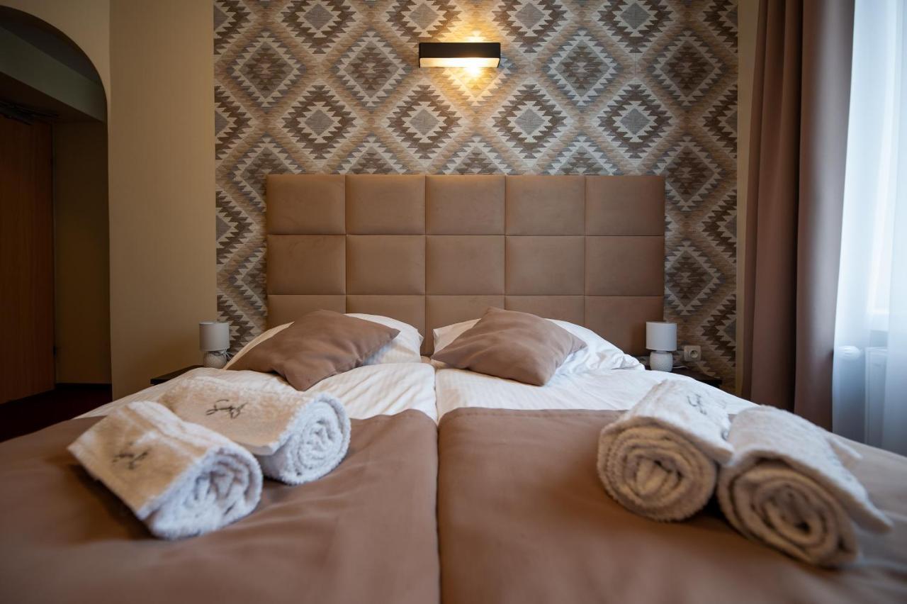 Hotel Ow Sorrento à Bystrzyca Kłodzka Extérieur photo
